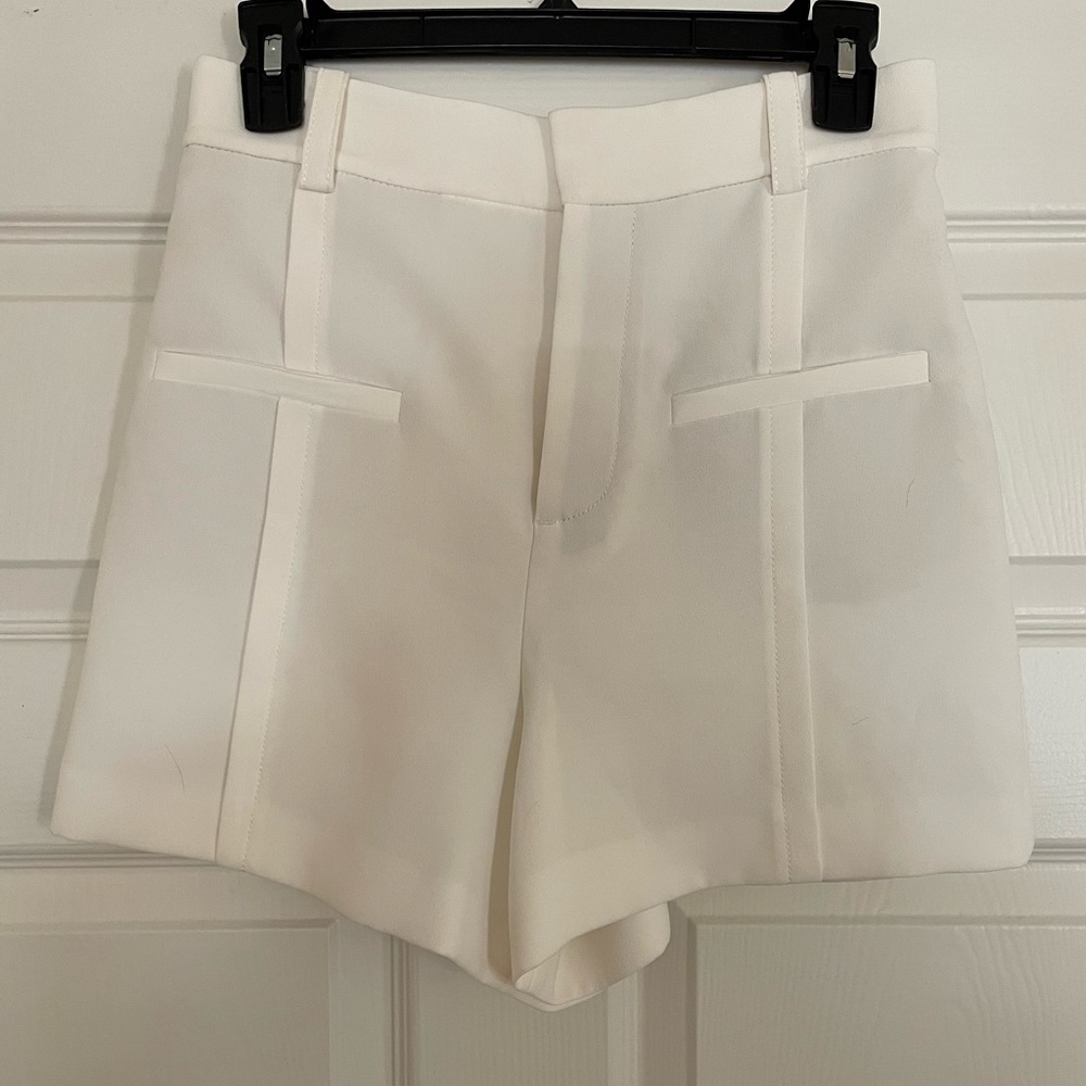 Zara white shorts. Size XS